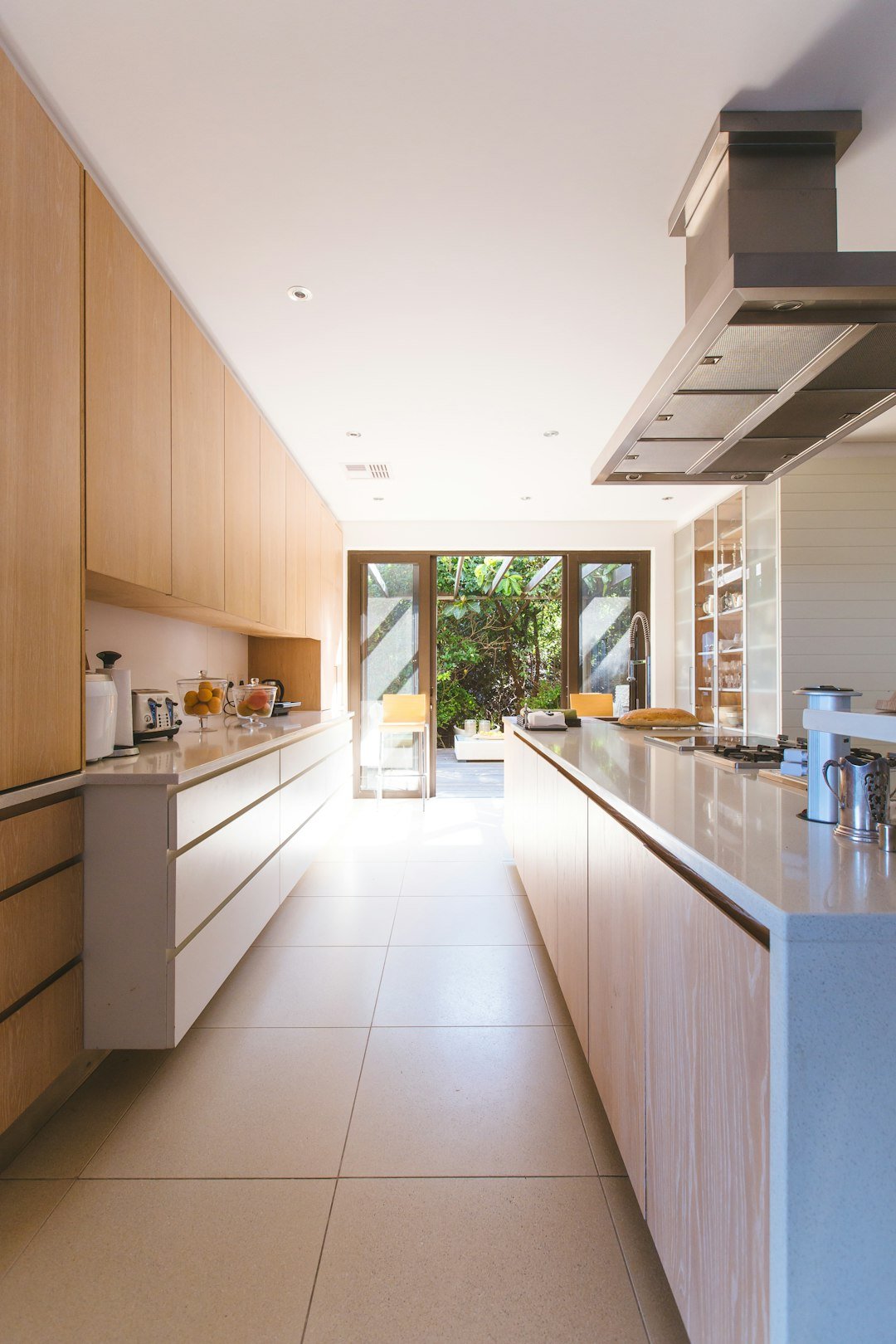 why-choose-us-img Modern kitchen